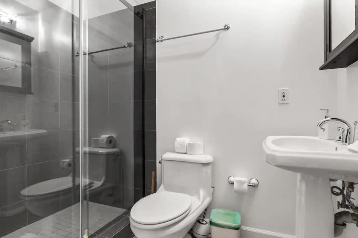 H St Dc Haven 4-br Holiday home
