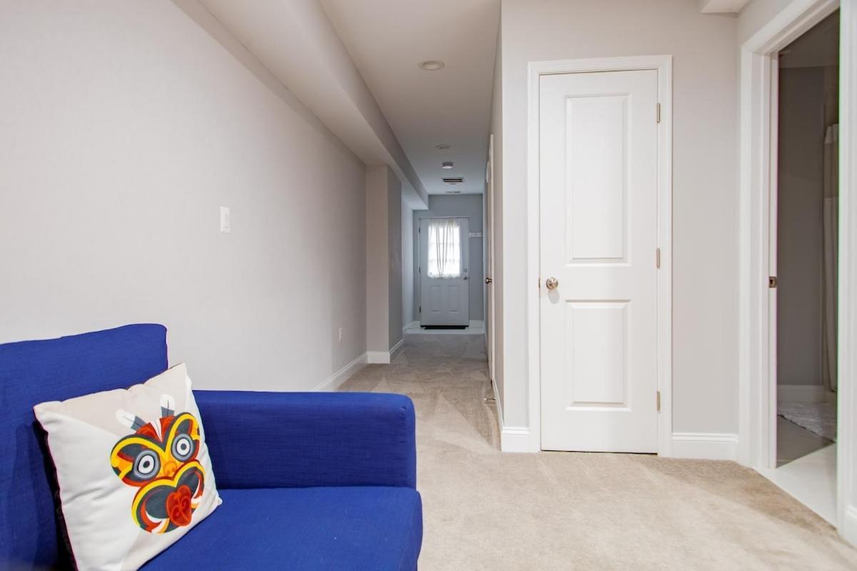 A In One Of Dc's Neighborhoods 4-bedroom Petworth Townhome Holiday home *