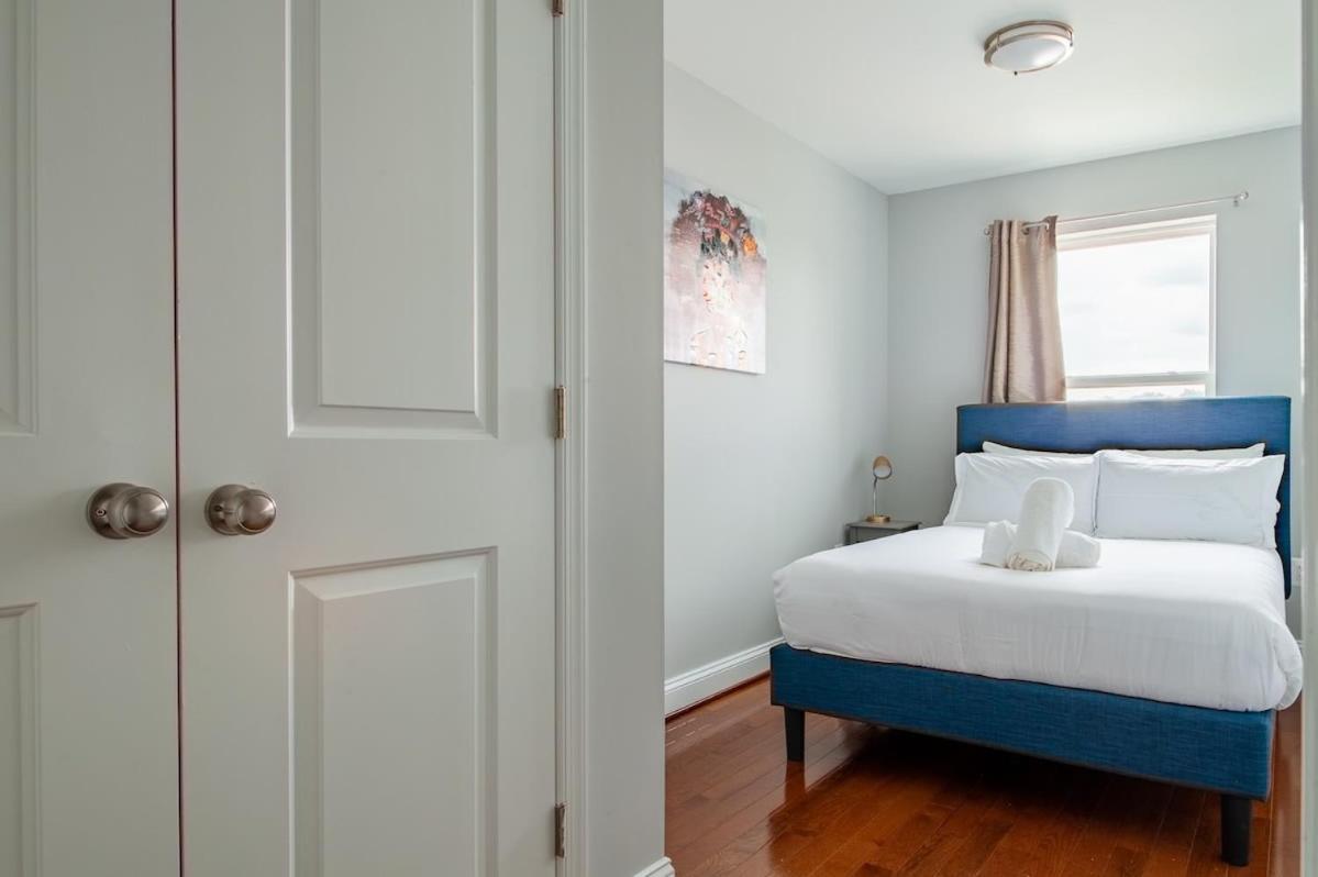 A In One Of Dc's Neighborhoods 4-bedroom Petworth Townhome