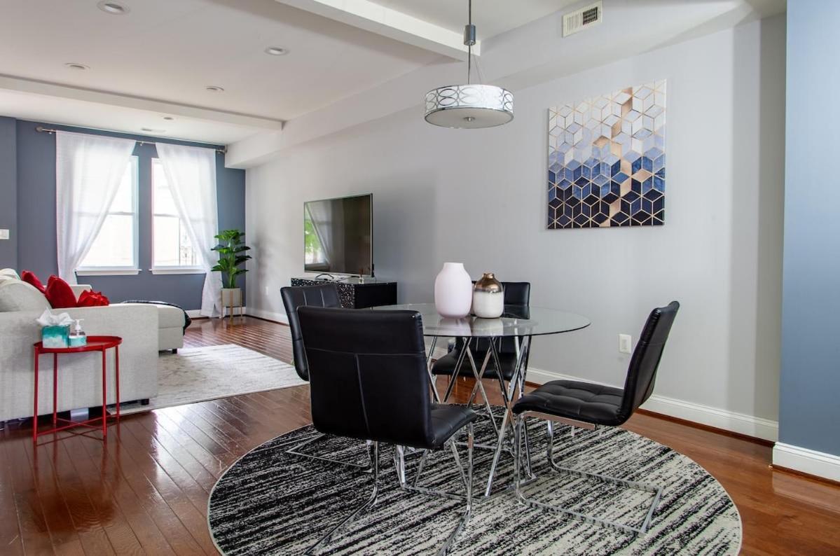 A In One Of Dc's Neighborhoods 4-bedroom Petworth Townhome