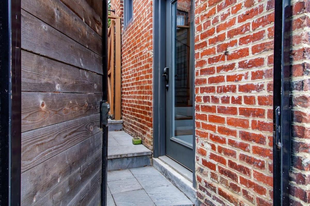 Adorable Space In Private Carriage House