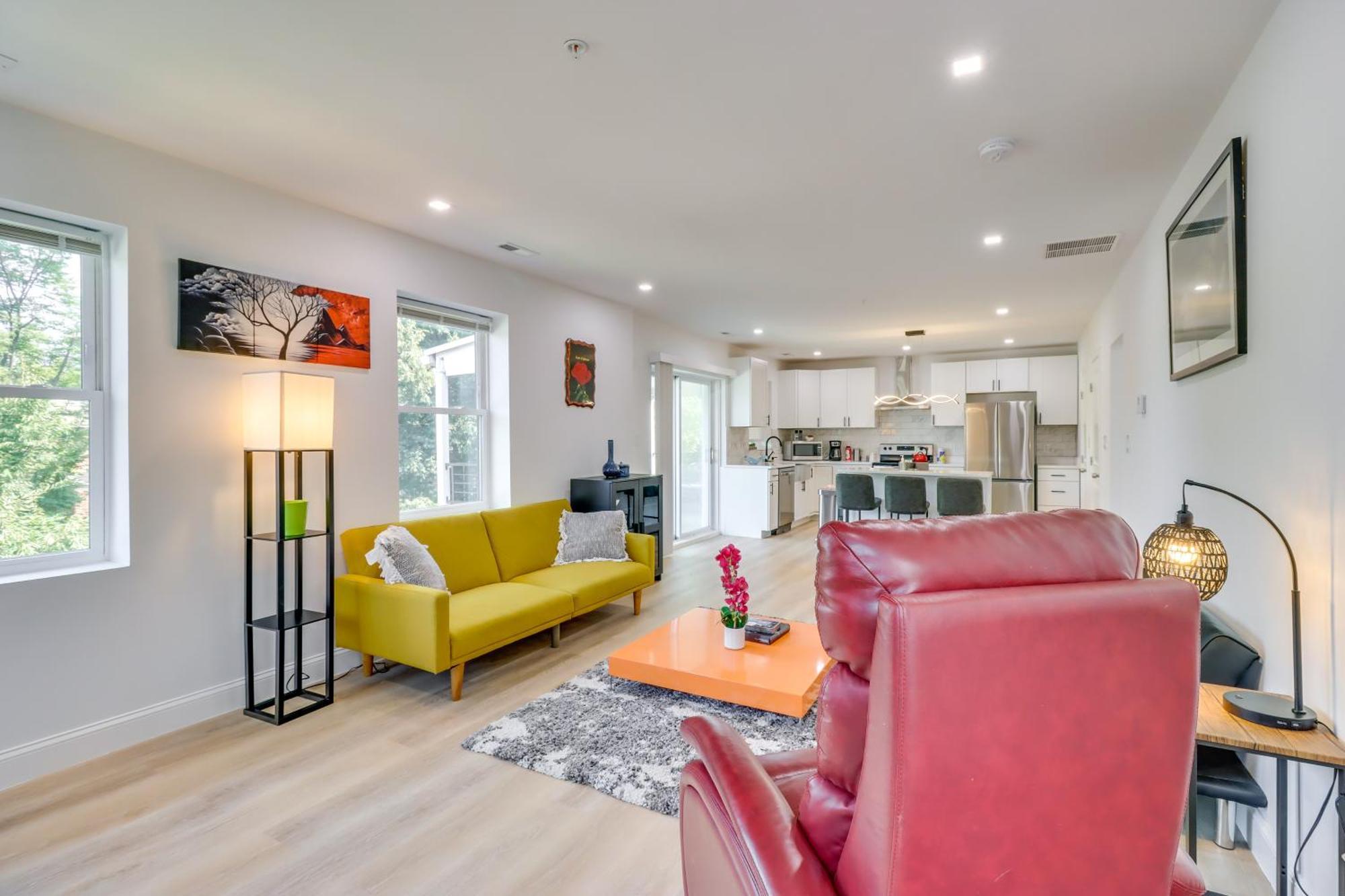 Apartment Renovated Dc Near Museums, Monuments And More! Washington