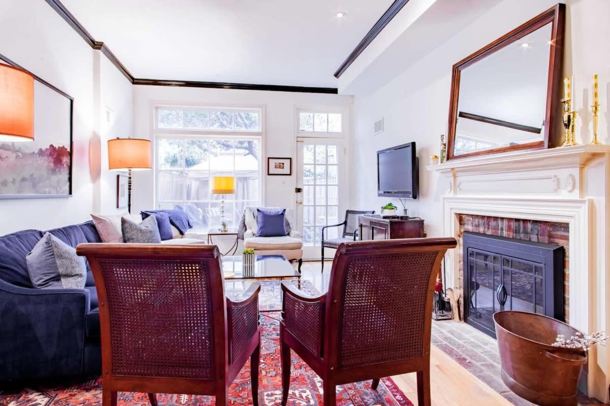 Heart Of Capitol Hill Row House Luxury & Location