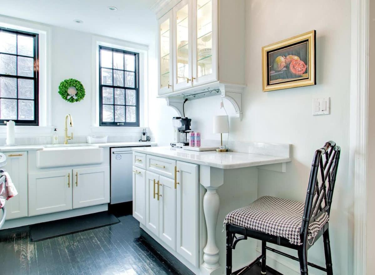 Heart Of Capitol Hill Row House Luxury & Location Apartment Washington