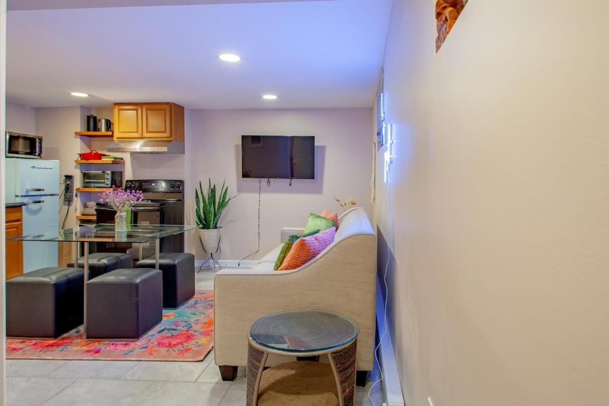 2-br Retreat Peace Privacy & Parking * Washington