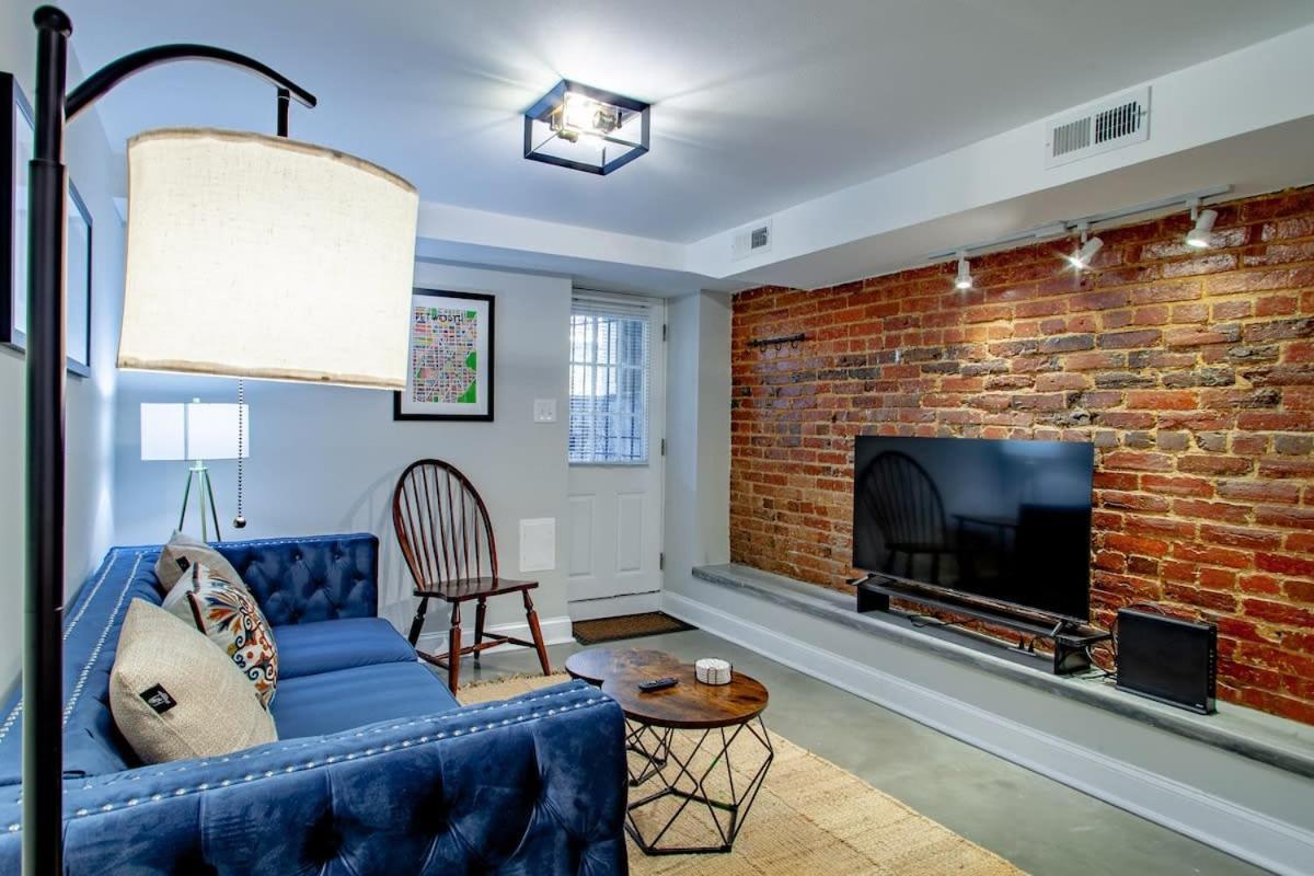 2-br Petworth Pad Walk To Metro Subway Washington