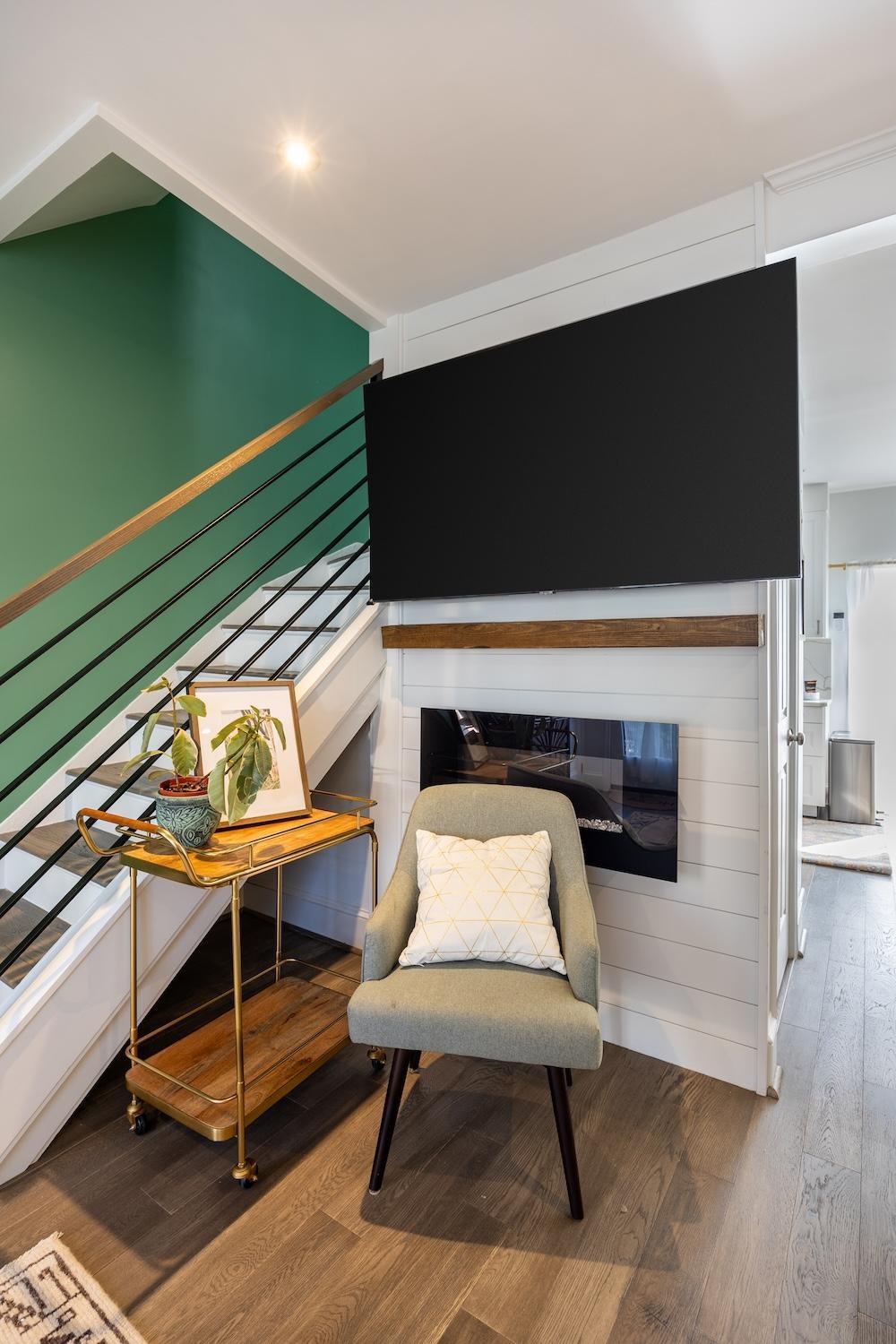 Apartment Charming 2br Townhouse With Patio & Parking In Dc