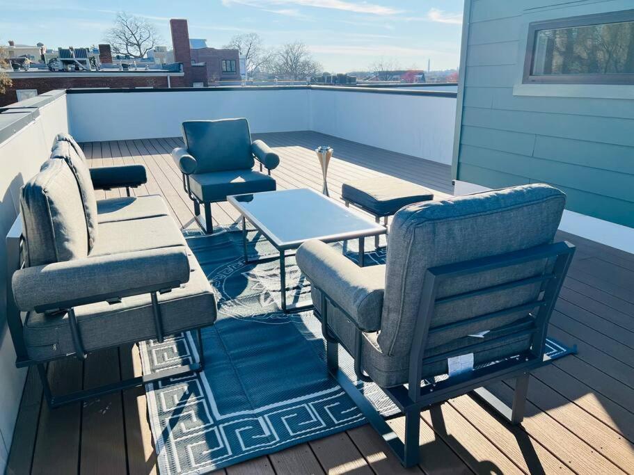 Designer Penthouse Rooftop With Monument View-parking * Washington