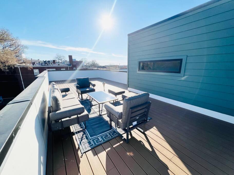 Designer Penthouse Rooftop With Monument View-parking *