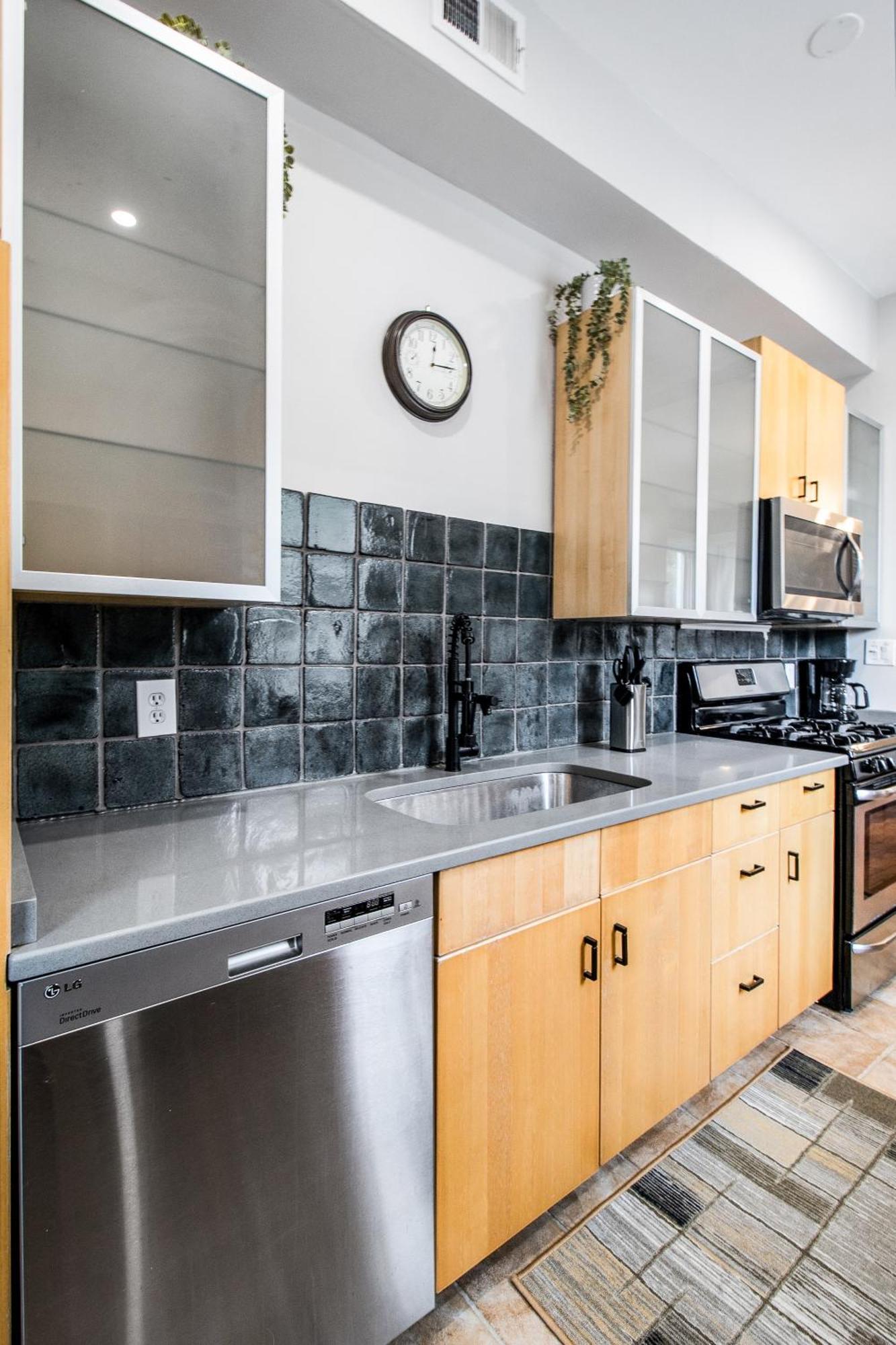 Capital Comfort In Eckington * Washington