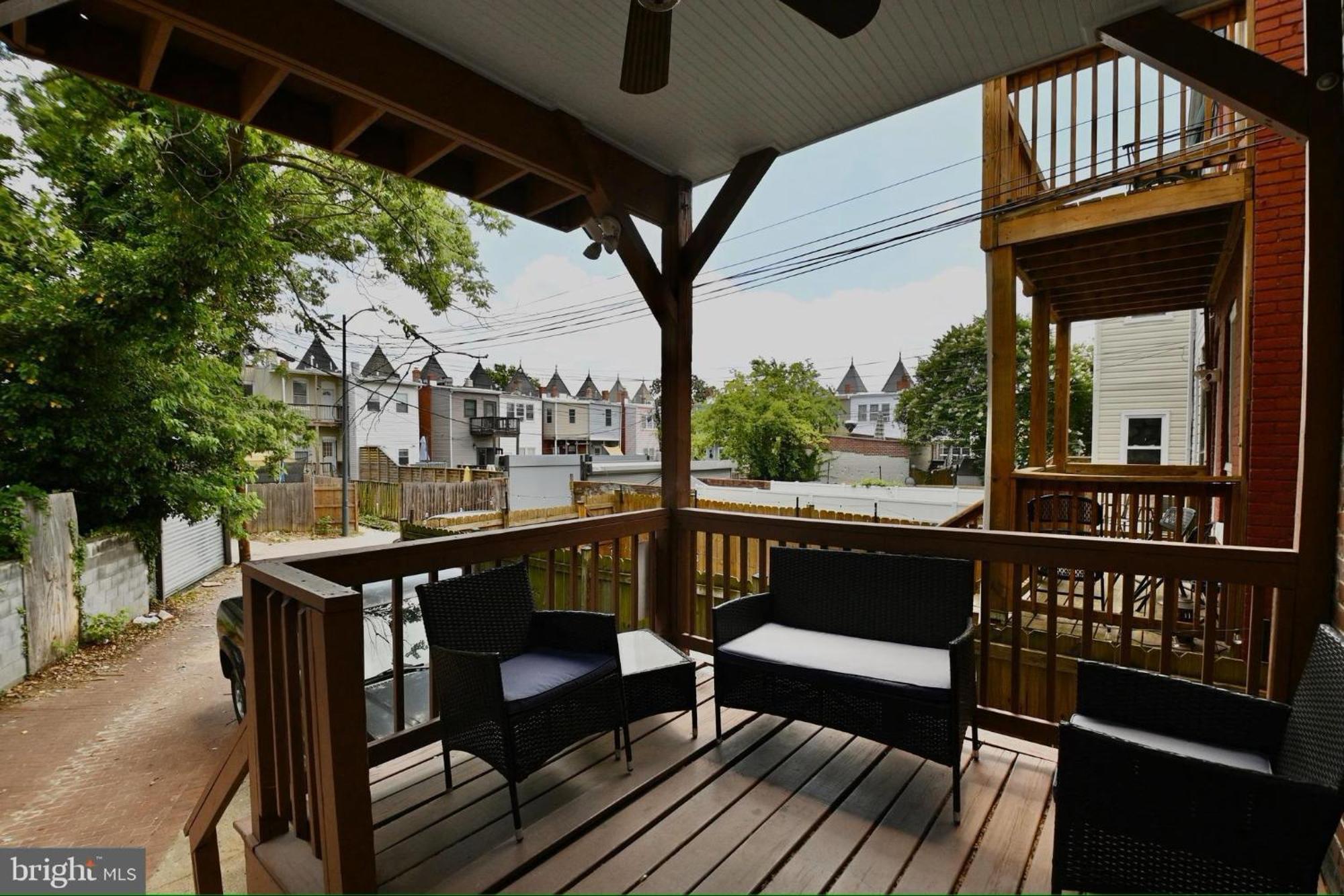 Holiday home Elegant 5br Near Capitol Hill! Free Parking! Washington