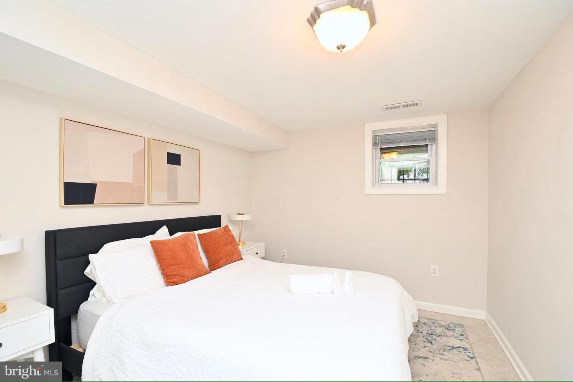 Holiday home Elegant 5br Near Capitol Hill! Free Parking! *