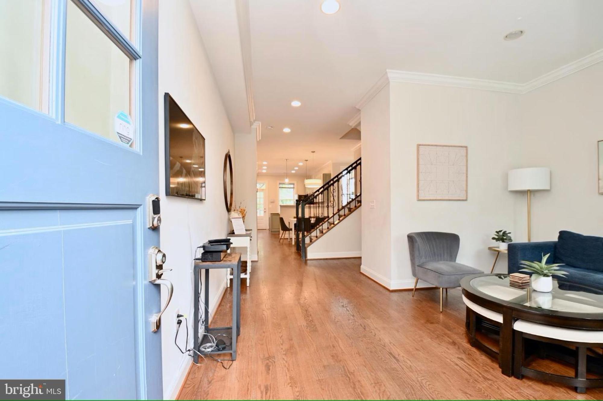 Holiday home Elegant 5br Near Capitol Hill! Free Parking! *