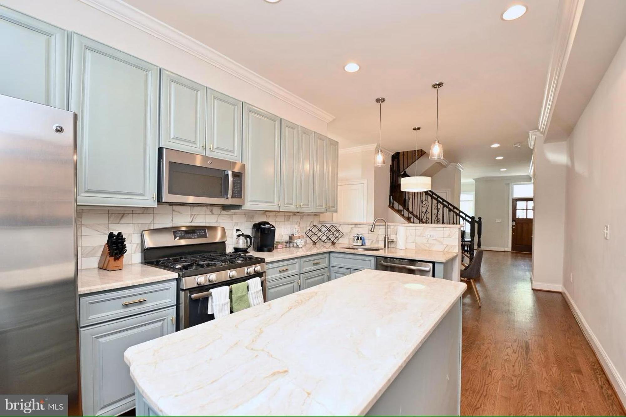 Holiday home Elegant 5br Near Capitol Hill! Free Parking! Washington