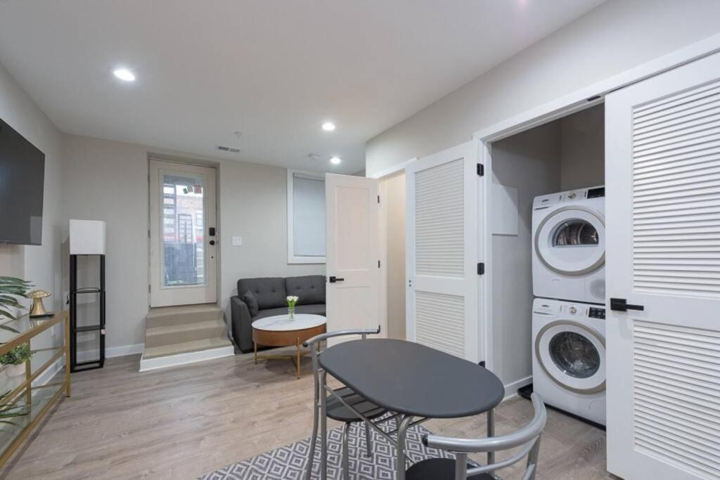 Lux 1br In Dc W Patio * Washington