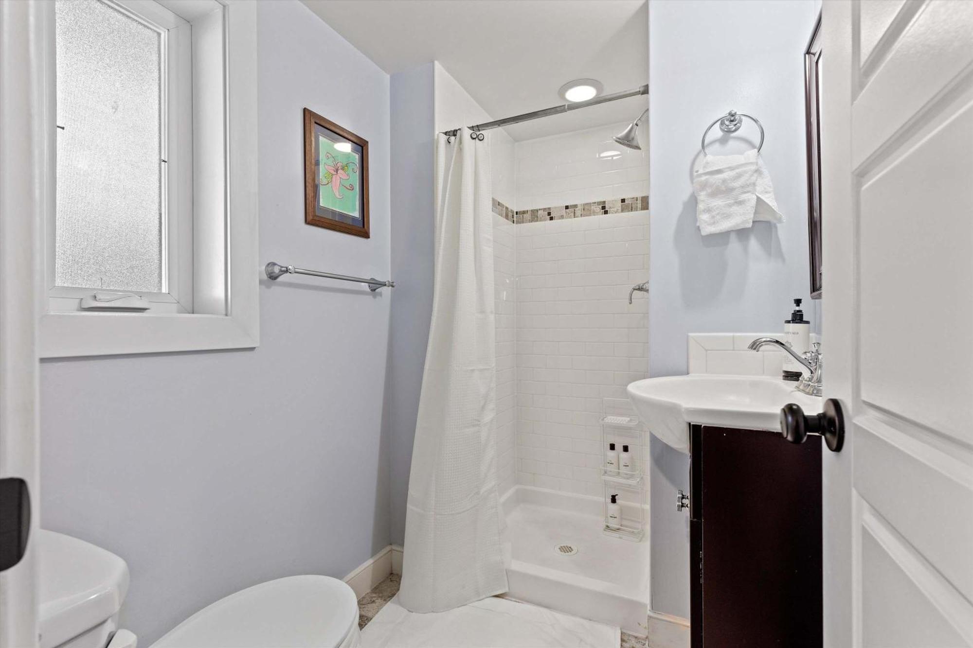 Entire 3-br Row House In Peaceful Kingman Park Dc * Washington