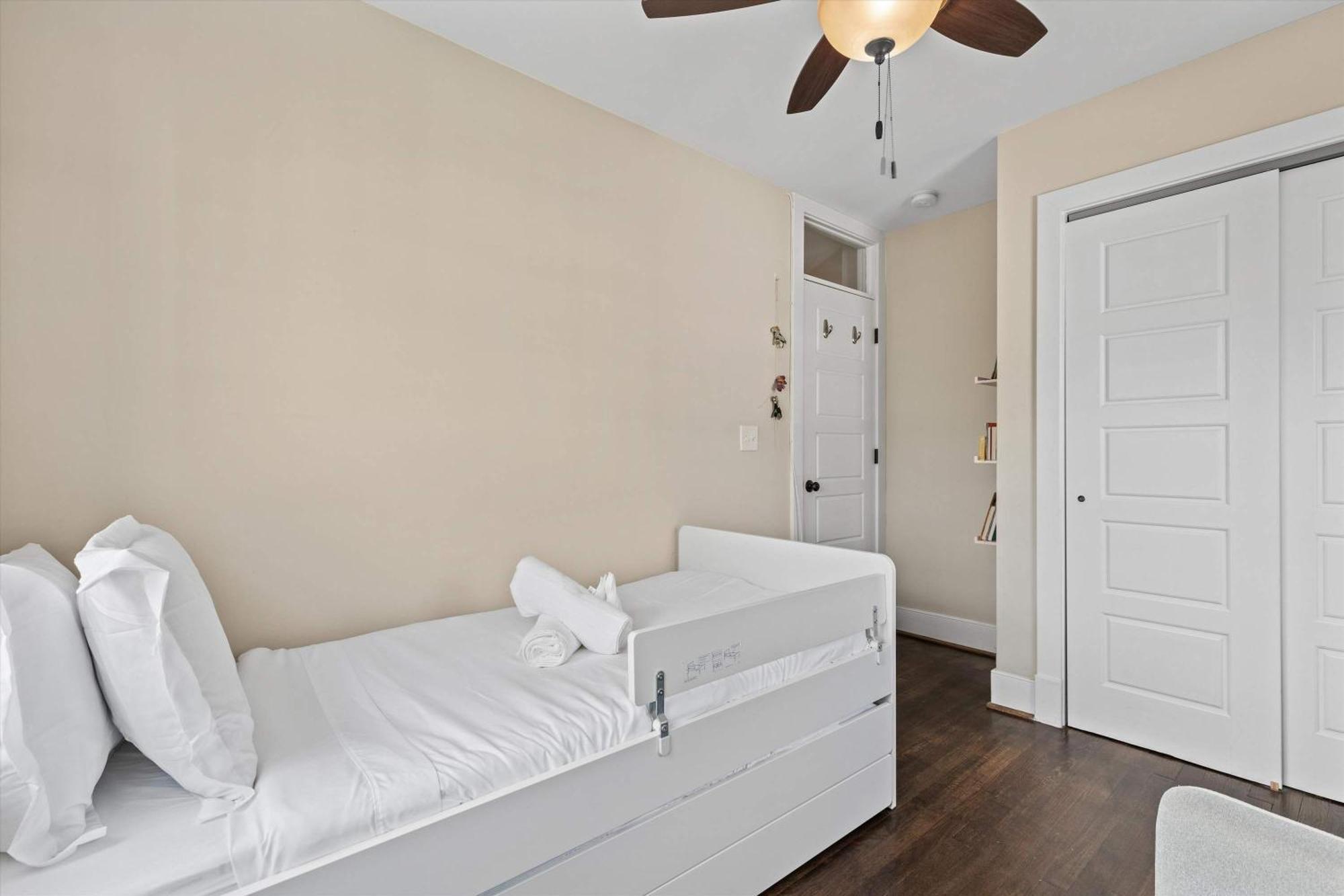 Holiday home Entire 3-br Row House In Peaceful Kingman Park Dc
