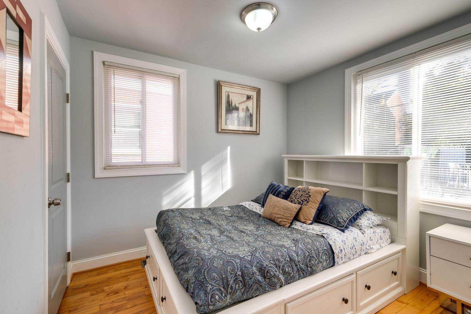 Washington, Dc, With Rooftop Game Room, Hot Tub Holiday home