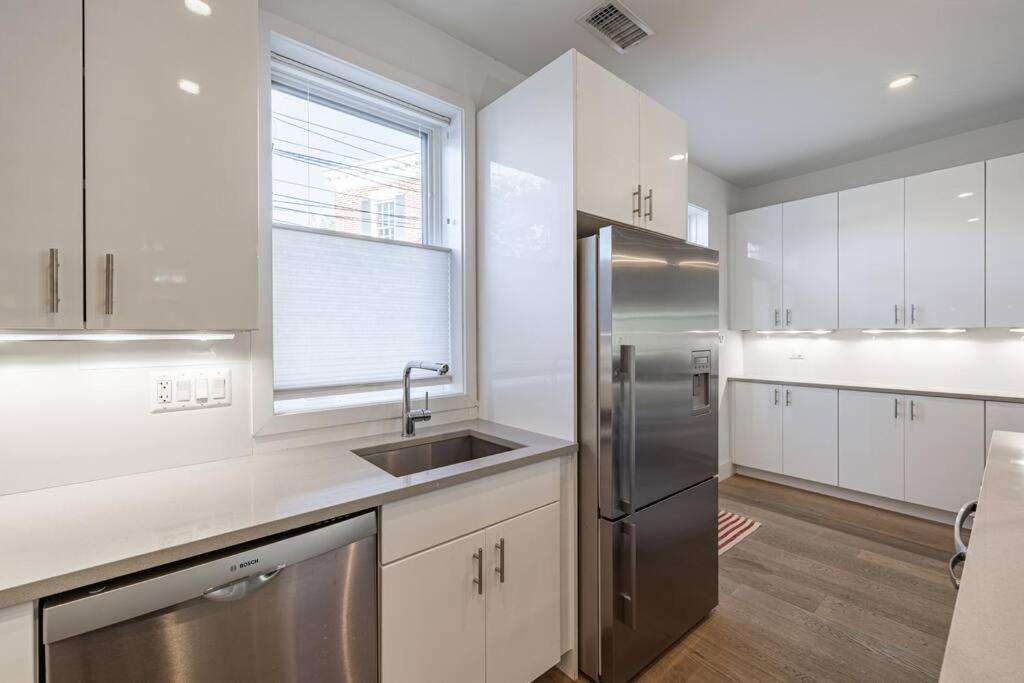 Beautiful 4br Entire House In Dc *