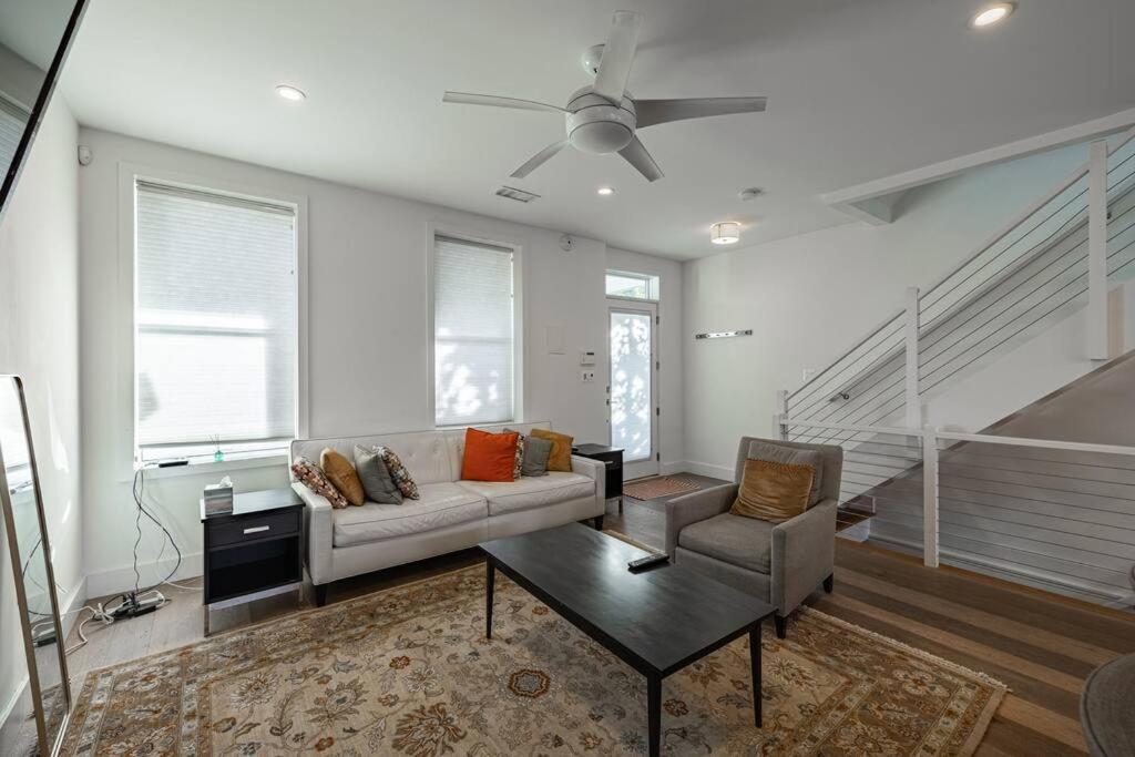 Beautiful 4br Entire House In Dc Holiday home