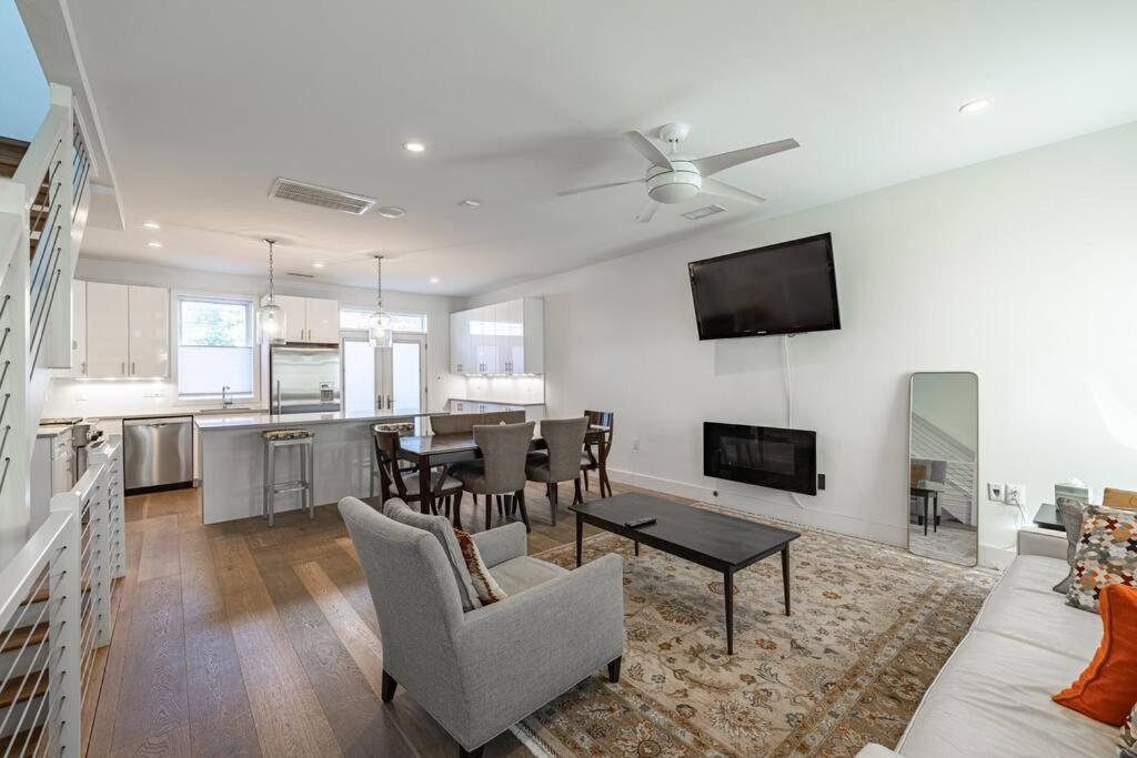Beautiful 4br Entire House In Dc Holiday home