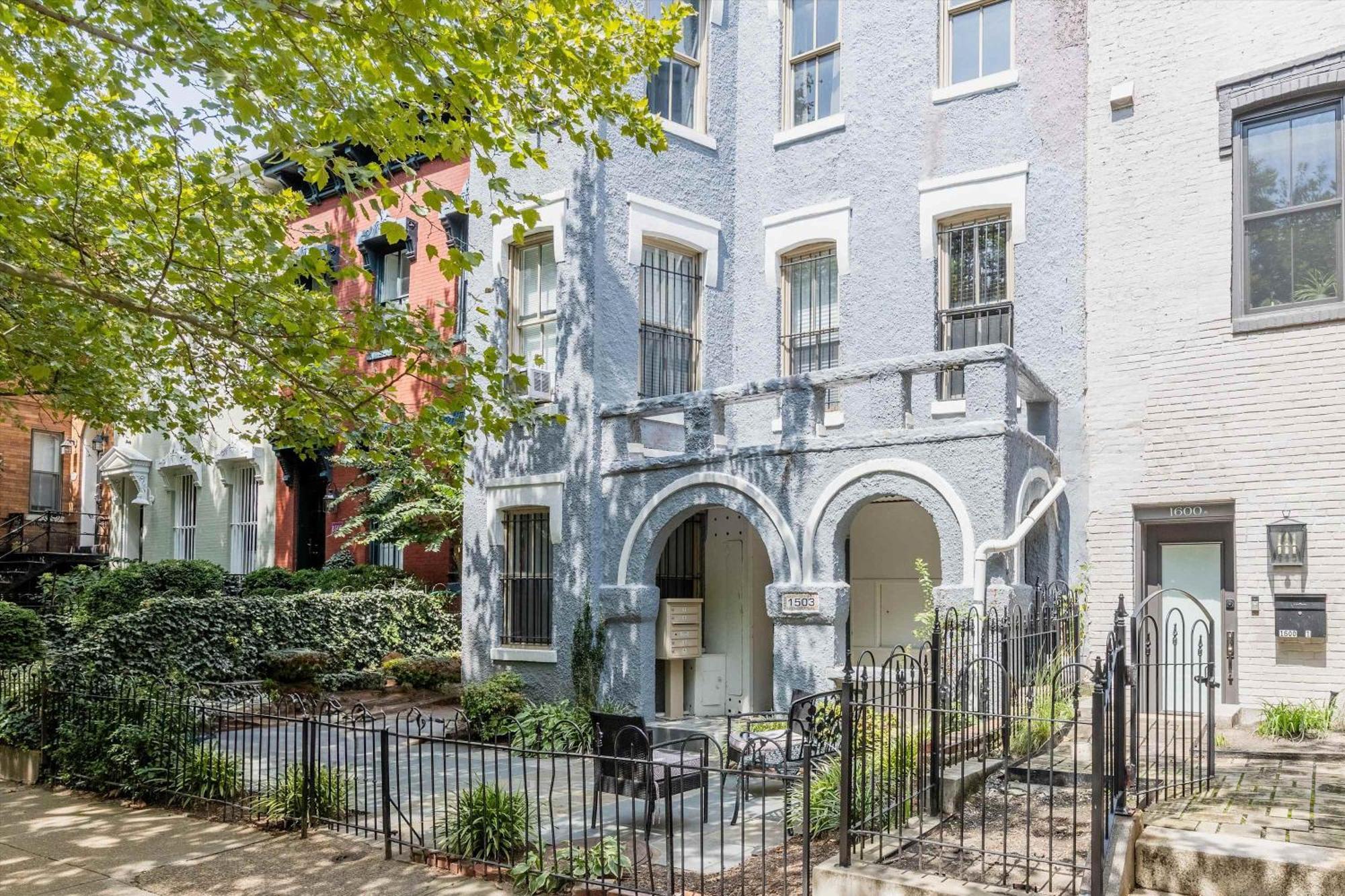 Apartment Chic 1-br Loft Nestled Between Dupont & Logan