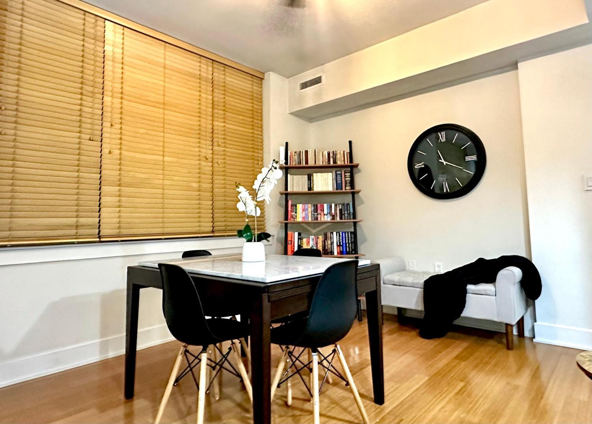Walk, Scoot, Bike! No Car Needed Bed & Breakfast