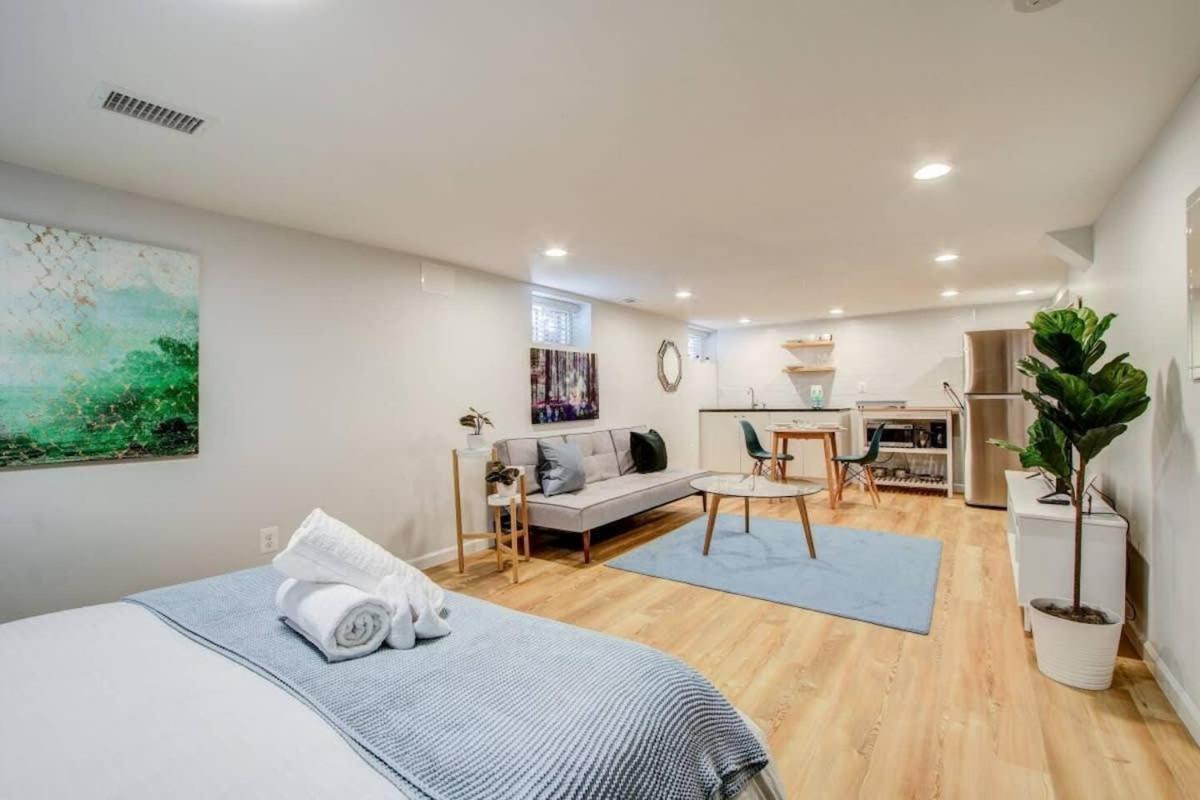 Sunny, Serene & Centrally-located *privacy *comfort *5-stars *