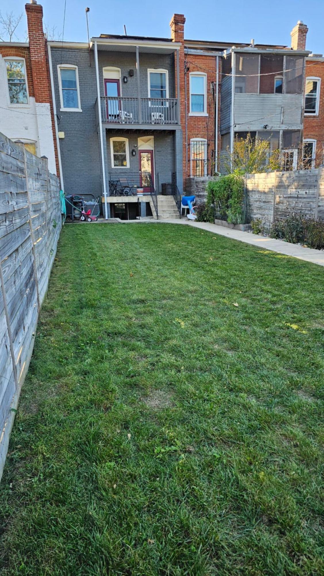 English Basement Suite: Metro-adjacent Petworth Retreat With Parking Apartment *