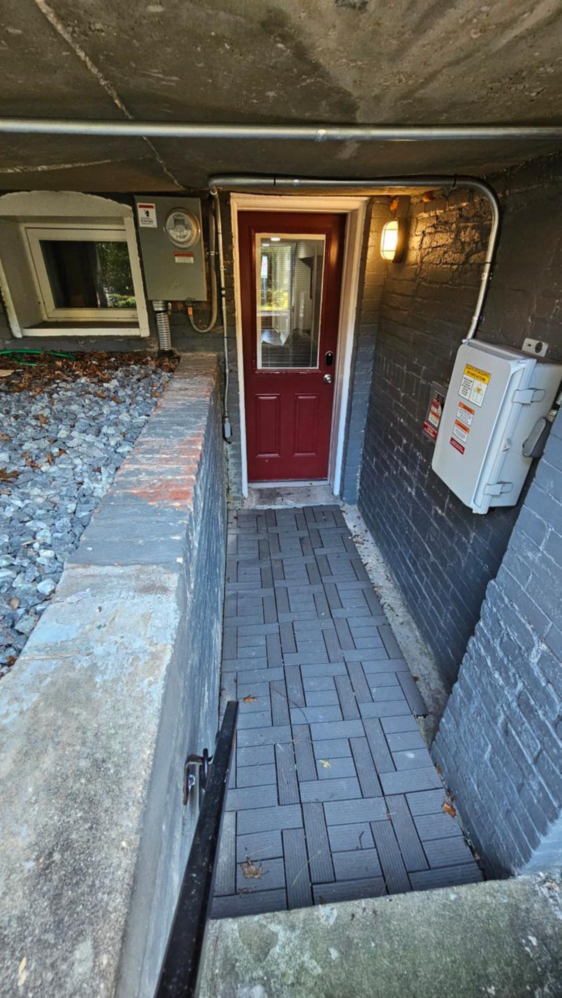 Apartment English Basement Suite: Metro-adjacent Petworth Retreat With Parking *