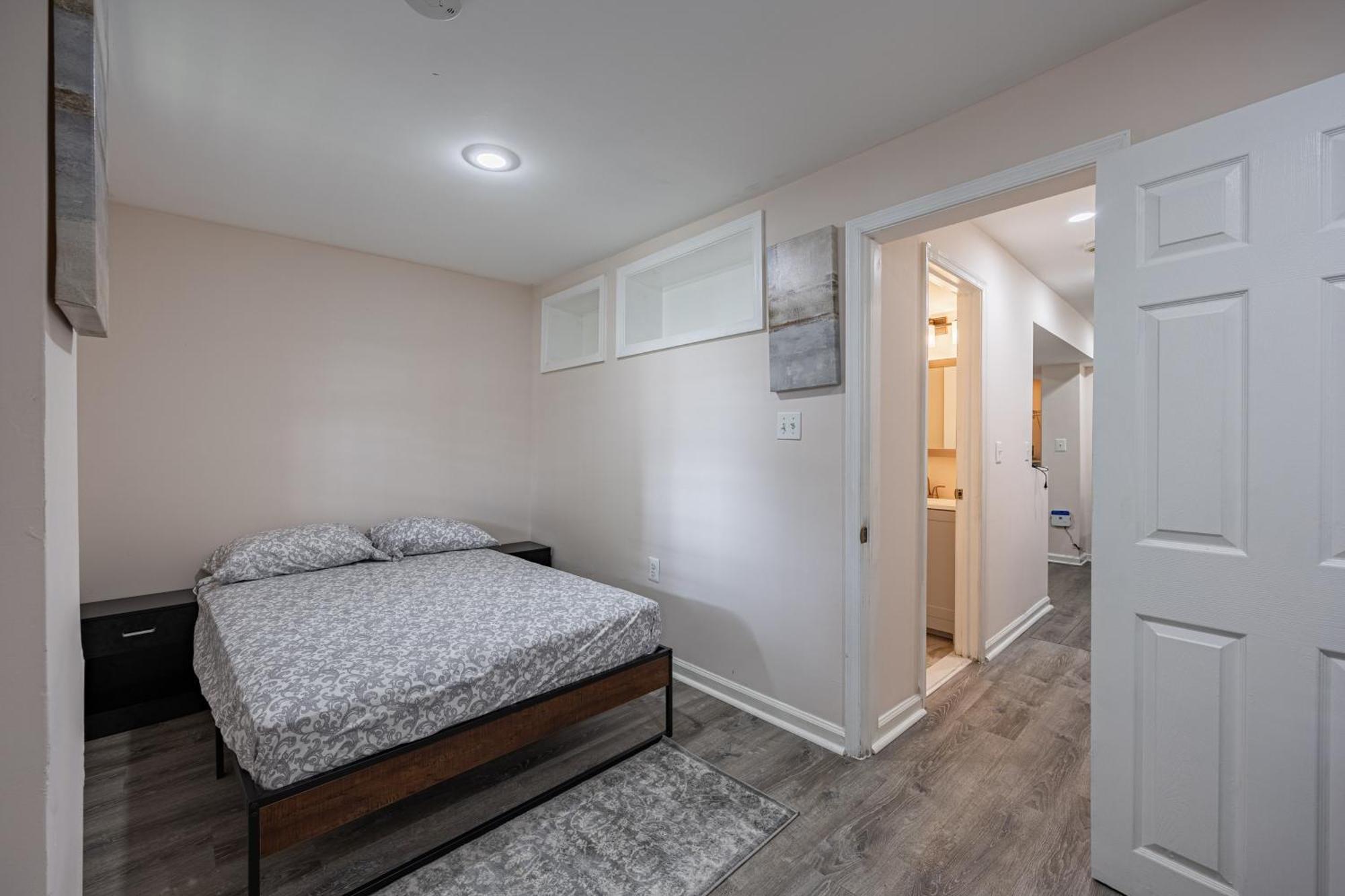 Cozy In Dc With Private Parking Apartment *
