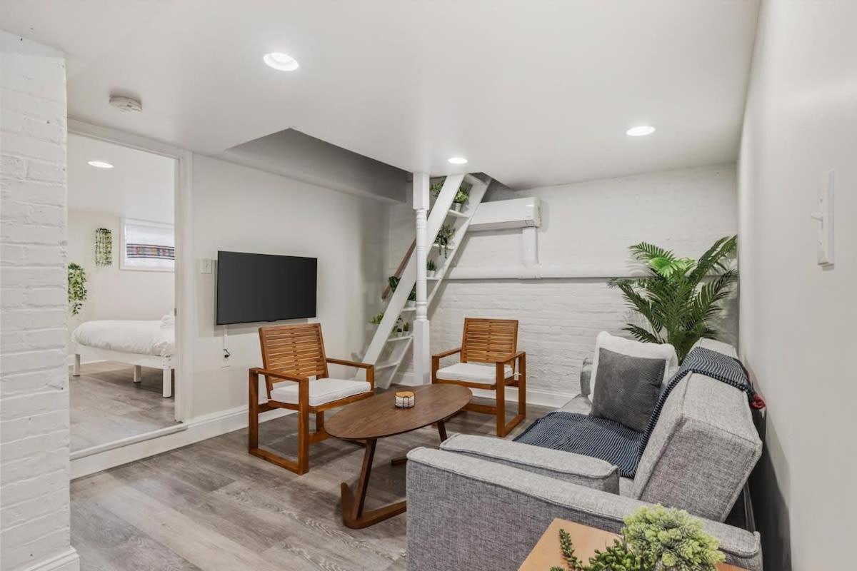 Garden-level 2-br In Historic Petworth Washington