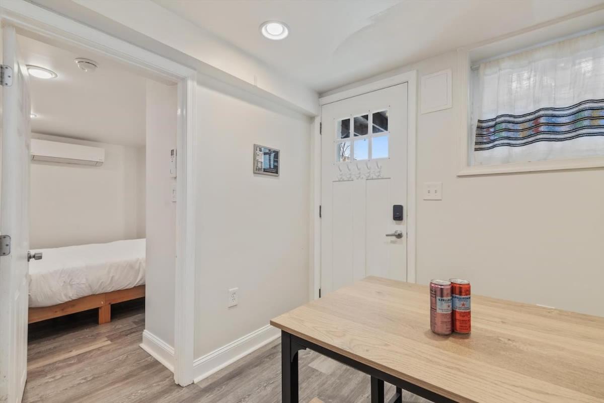 5-br Historic Nestled Btw Petworth & Cohi Holiday home Washington