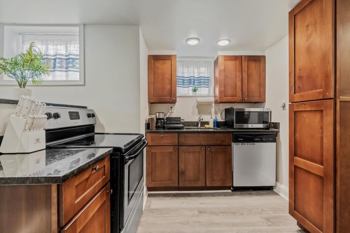 5-br Historic Nestled Btw Petworth & Cohi * Washington