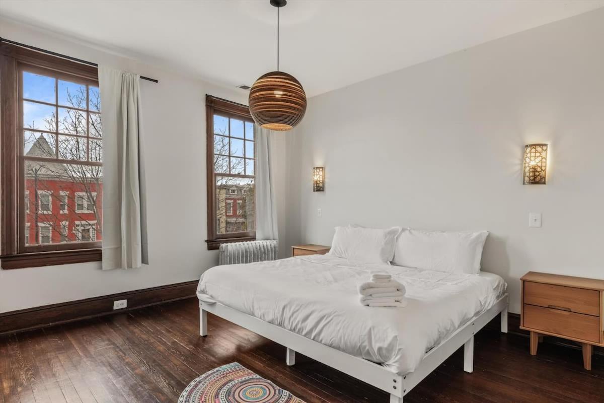 5-br Historic Nestled Btw Petworth & Cohi