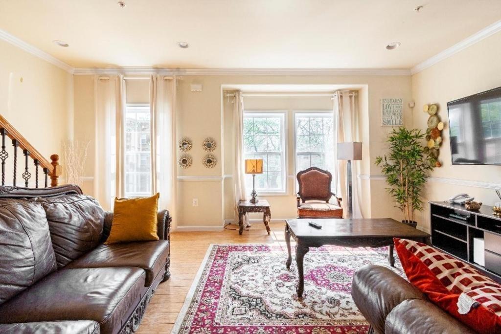 Bed & Breakfast Luxury & Cherished Private In Dc