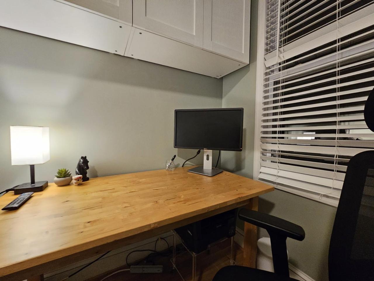 Peaceful 3 Bedroom With Parking, Family Friendly Near Medstar Apartment