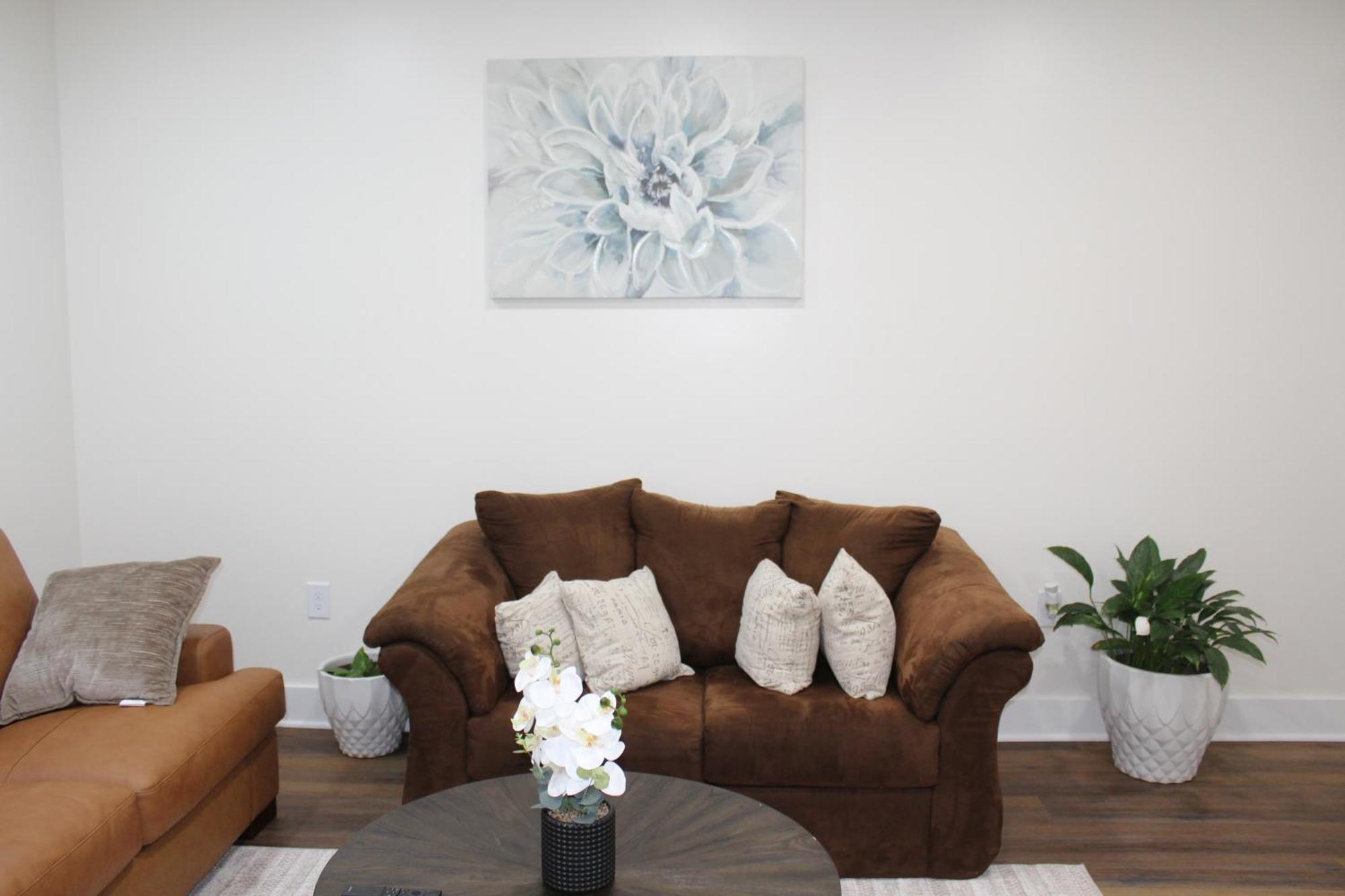Unit 1 - Two Bedroom With Wifi In Awesome - Visit Bitly Link Slash Nelsonpl1 Bed & Breakfast *