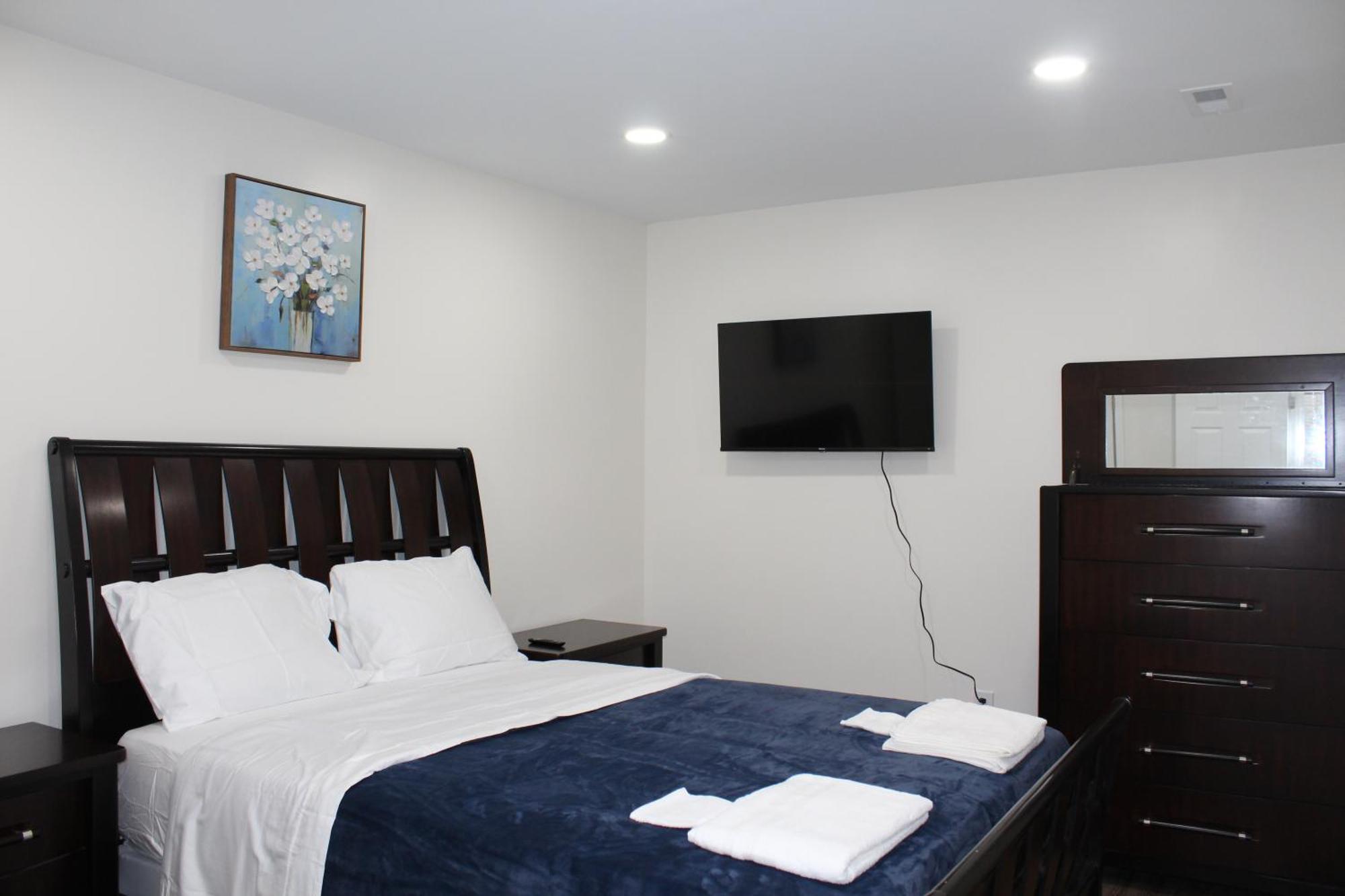 Unit 1 - Two Bedroom With Wifi In Awesome - Visit Bitly Link Slash Nelsonpl1 Bed & Breakfast Washington