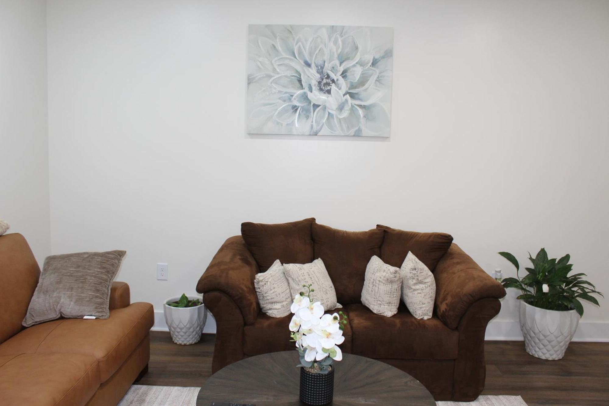 Unit 1 - Two Bedroom With Wifi In Awesome - Visit Bitly Link Slash Nelsonpl1 * Washington
