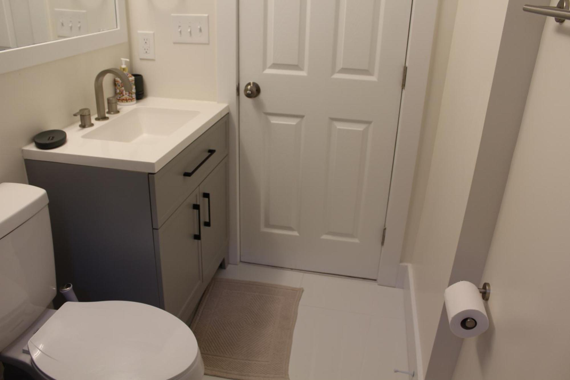 Unit 1 - Two Bedroom With Wifi In Awesome - Visit Bitly Link Slash Nelsonpl1 Bed & Breakfast *