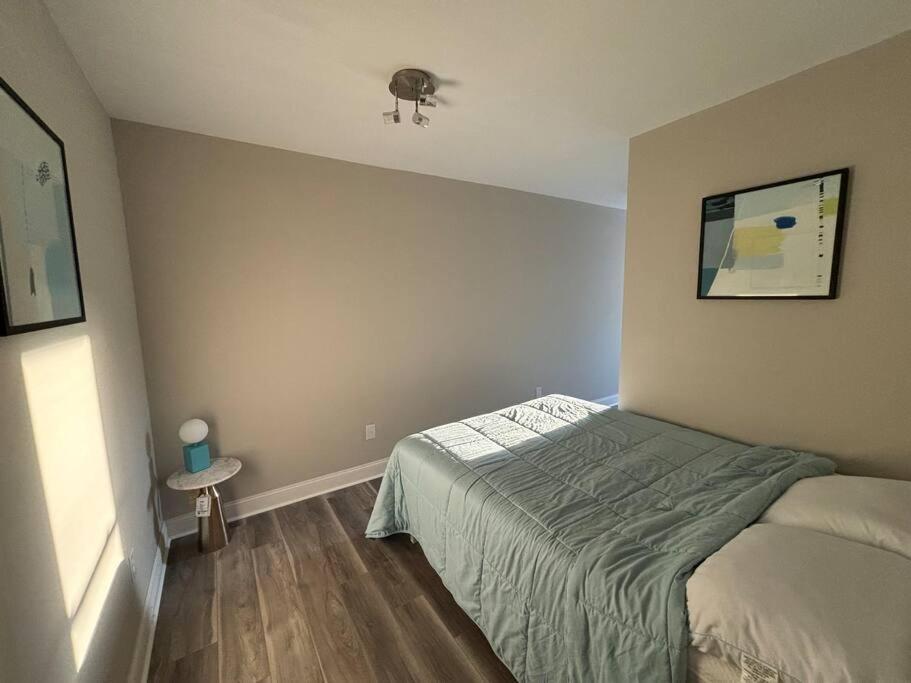 Spacious 5br 15 Mins From Downtown -free Parking! *