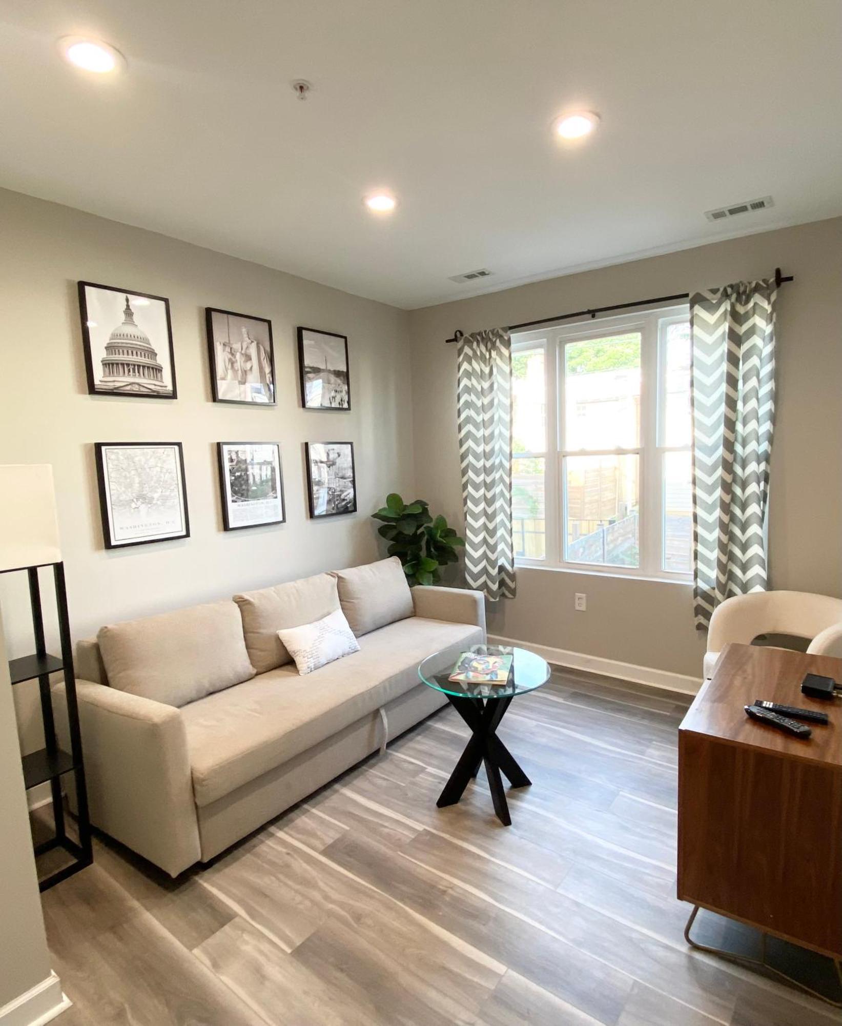 Bed & Breakfast Spacious 5br 15 Mins From Downtown -free Parking! *
