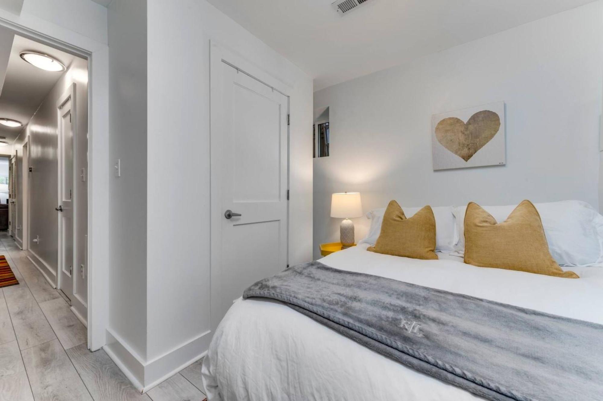 Charming 2bd1ba In Hip Area - Near Metro Apartment Washington