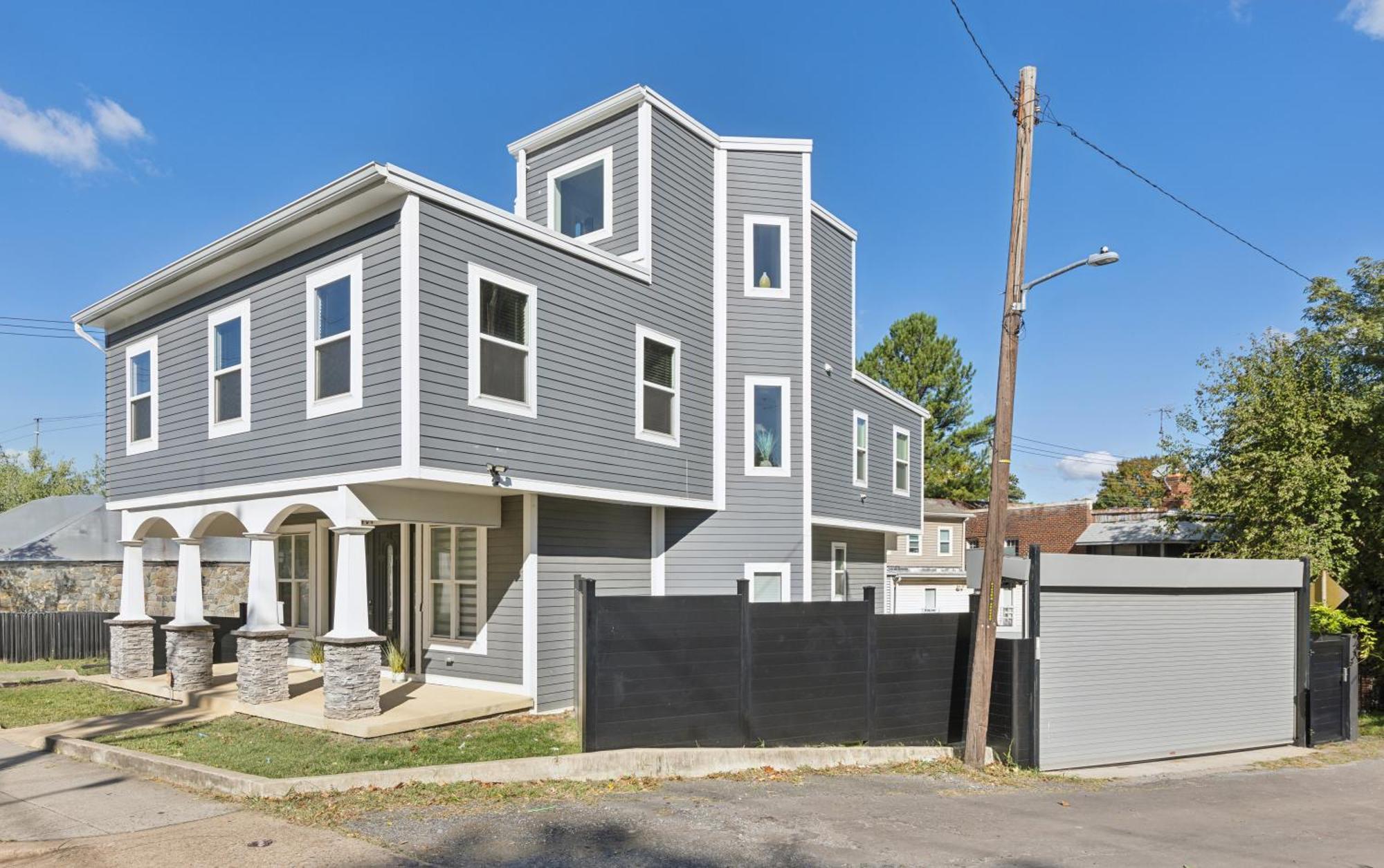Luxury 4br 7 Mins To Us Capital, Rooftop Deck, In Free Parking * Washington