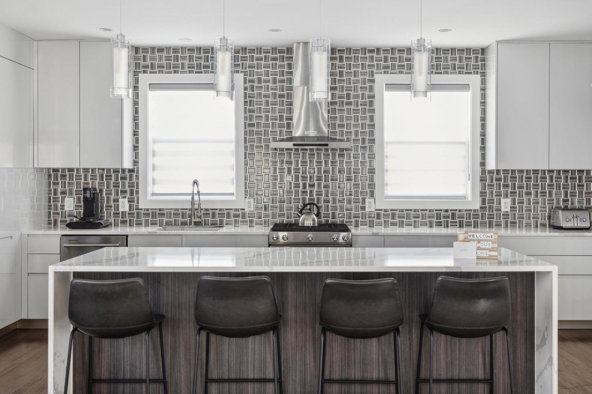 Luxury 4br 7 Mins To Us Capital, Rooftop Deck, In Free Parking Holiday home Washington