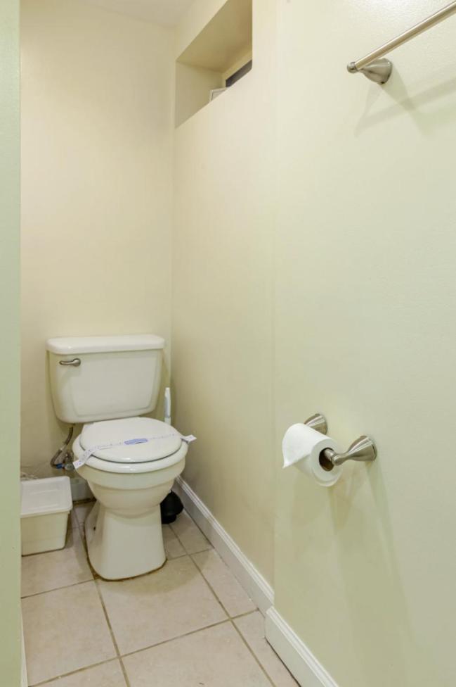 1br Queen W Secure Parking And Fiberoptics * Washington