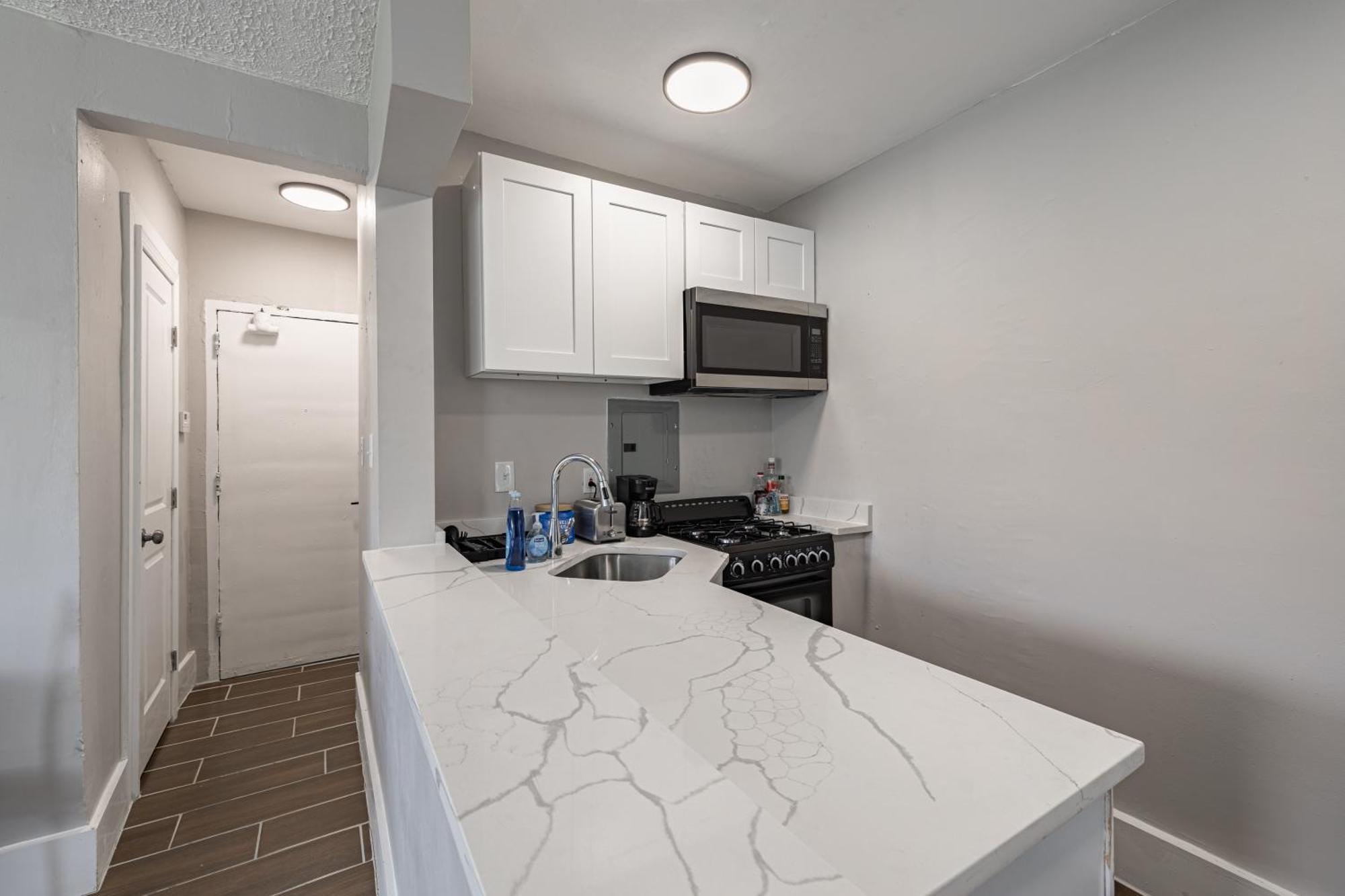 Updated Studio In Dupont Dc Apartment *