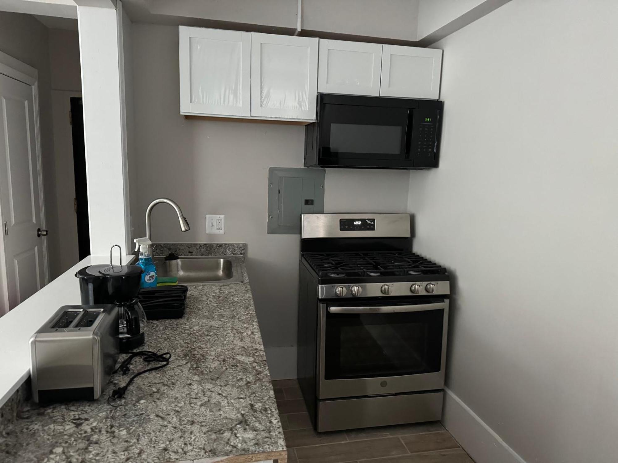 Cozy Studio In Dc Apartment