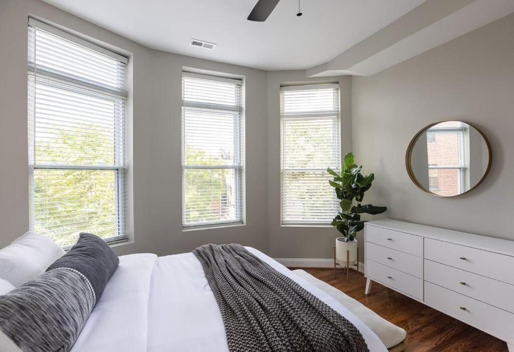 Luxury 3br With Parking In Heart Of Dc - Steps To Metro Apartment Washington